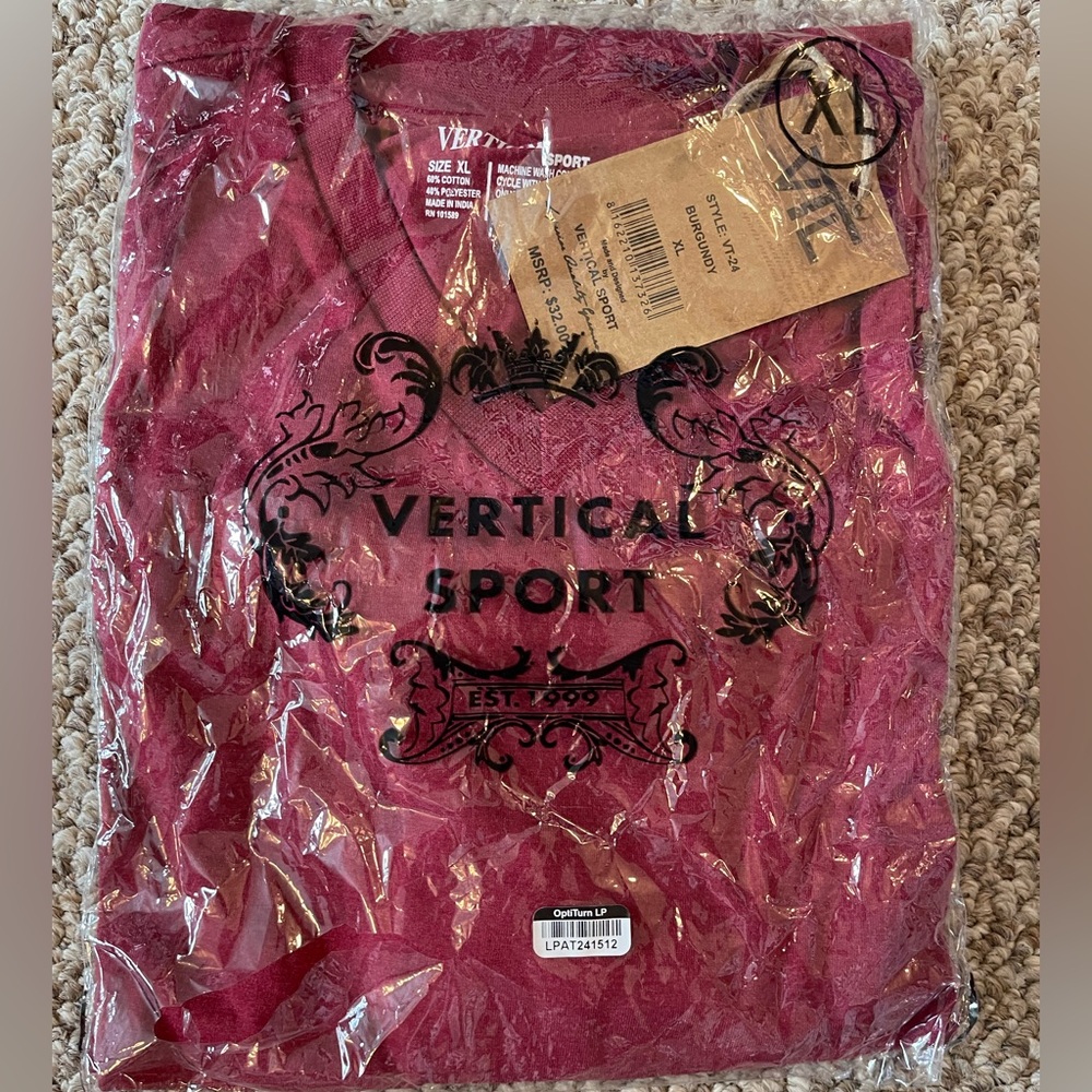Vertical Men’s Sport Stretch V-Neck T-Shirt XL burgundy new
